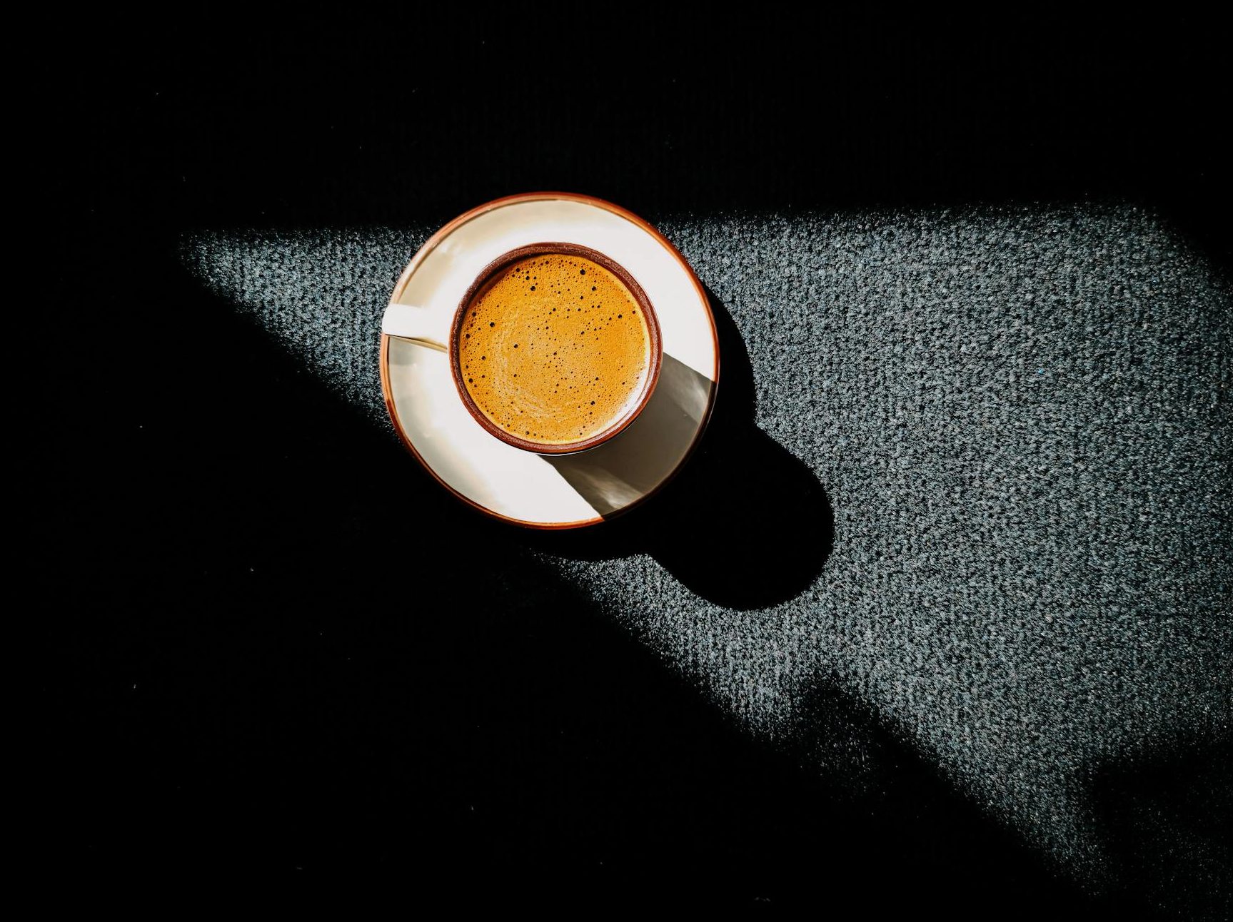 FACCIAMO VENDERE LE TUE MERCI IN EUROPA